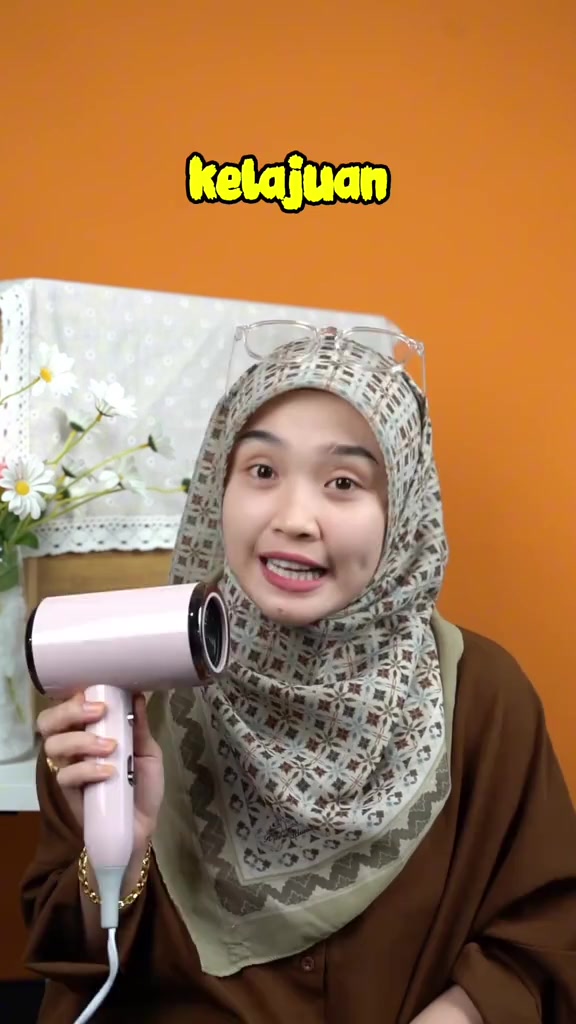 Hair dryer mini - jimat ruang nak bawa pergi mana2 pun bolehh #gaabormalaysia #gaaborofficial #homeessentials #tiktokmademebuyit #murahbanget #murah #gaabor #solid #kecil #hairdryer