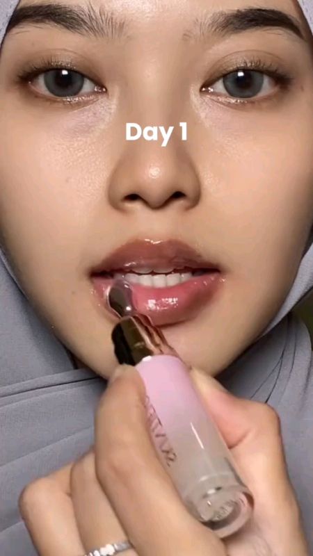 Nampak kan perbezaan #lipserum #skintific #skincare #skintificlipserum #viral #fyp #shopeehaul