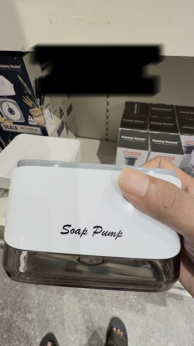 ✨🧴 Caption Pilihan 3: “Nampak simple tapi memudahkan kerja harian! Soap pump ni memang terbaik 🧴💧 #SoapPump #EasyLife”