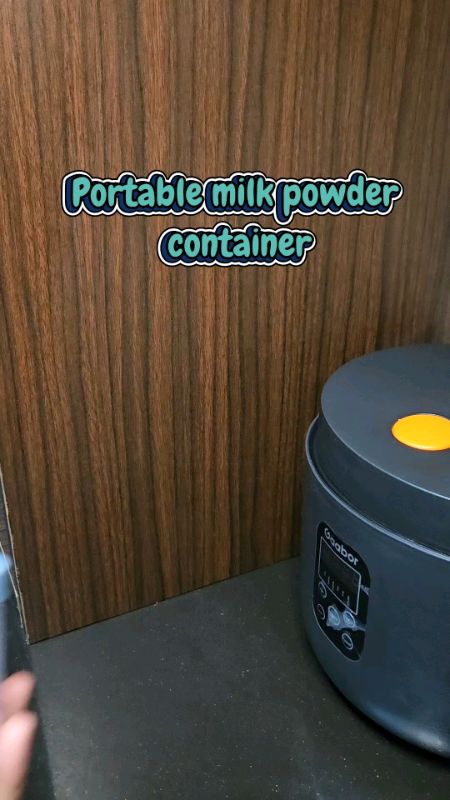 Milk powder container yang senang nak bawa keluar. Kecil dan compact #bekassusu #susu #susutepung #milkpowder #container #bekas #milkcontainer